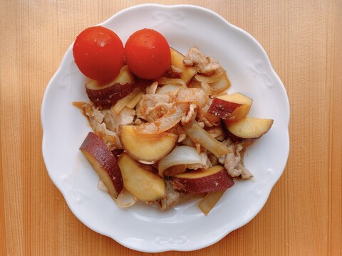 秋のメイン料理☺️さつまいもの生姜焼き